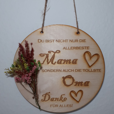 "Beste Mama und Oma"